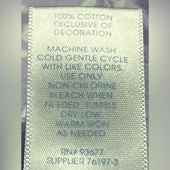 Woman’s Lavender Floral Capri Tank Set Pajamas - Picture 4 of 4